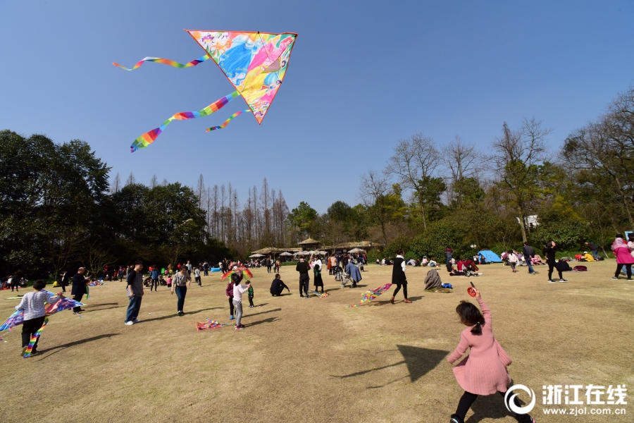 新時(shí)代中國(guó)調(diào)研行之看區(qū)域&亞洲歐美日韓中文在線(xiàn)制服#亞洲歐美日韓一區(qū)二區(qū)1亞洲歐美在線(xiàn)x視頻83;大灣區(qū)篇｜撐起廣東超三分之一外貿(mào)量，這個(gè)港口憑什么？亞洲歐美在線(xiàn)x視頻亞洲歐美中文字幕5發(fā)布